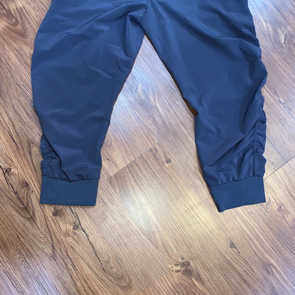 Athleta Gray Pants - Picture 6 of 6